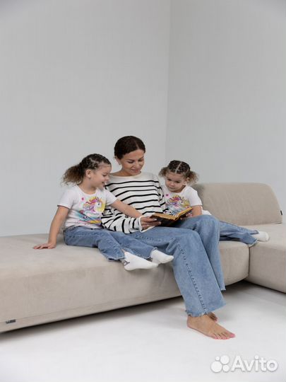 Диван со спальным местом 2700х1650 мм