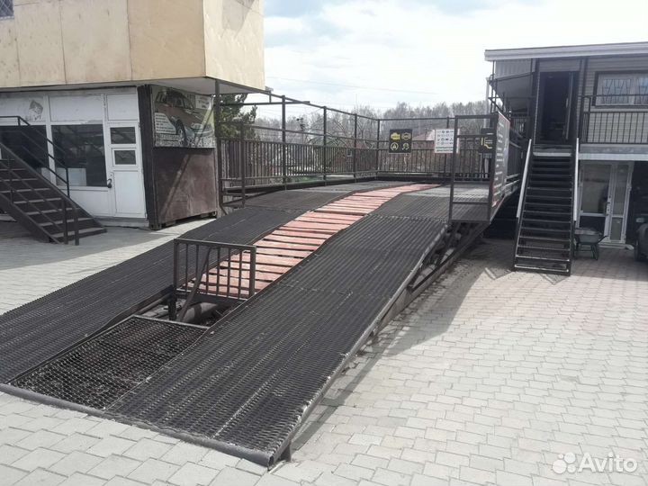 Автокомплекс,офисы,торговая площадка