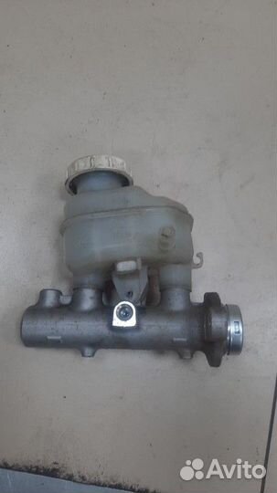 Главный тормозной цилиндр Mitsubishi Lancer