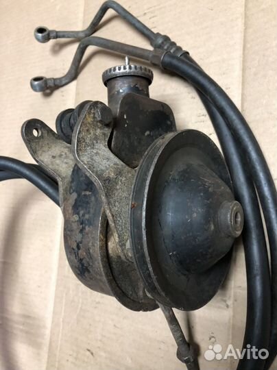 Насос гур Опель Аскона