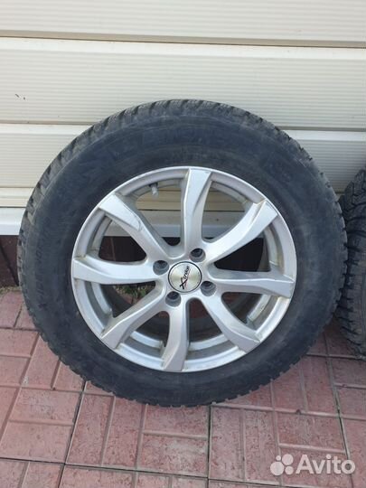 R15 Michelin X-Ice North 3 195/65, PCD 5x100 DIA 54.1