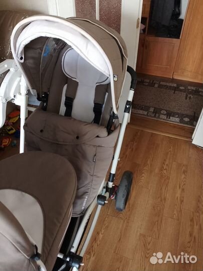 Коляска для двойни zoom