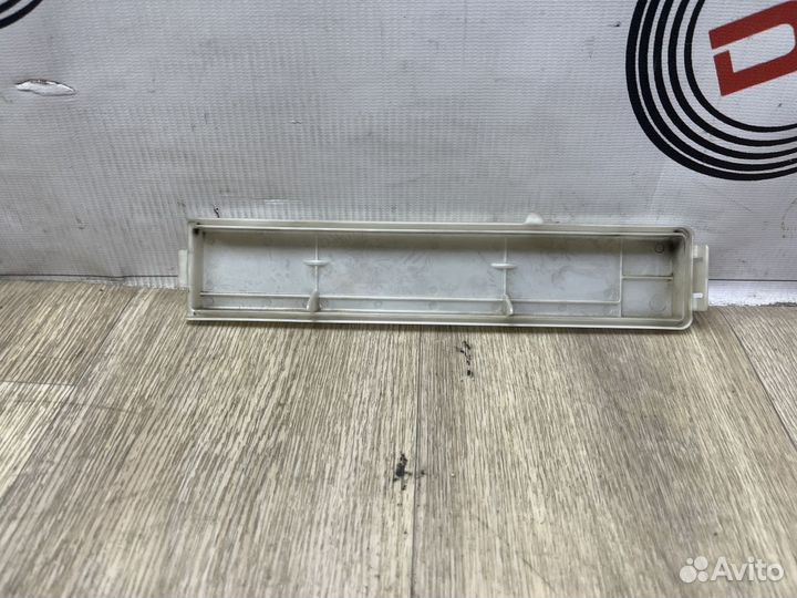 Крышка салонного фильтра Toyota Allion T260 рестайлинг (2010—2018)