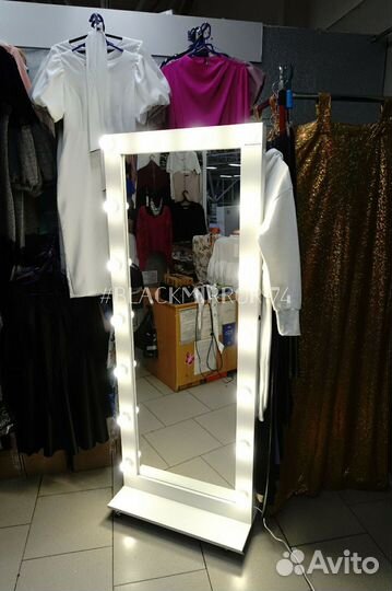 Ростовое зеркало с подсветкой