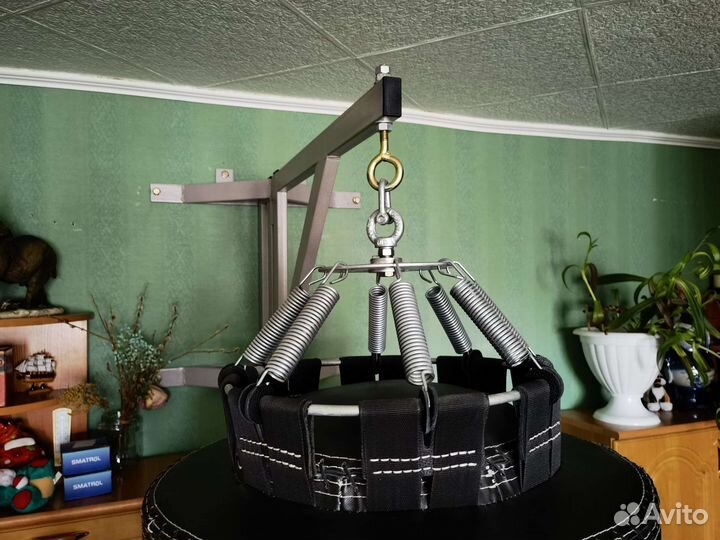 Боксерский мешок фигурный с поворотным кронштейном