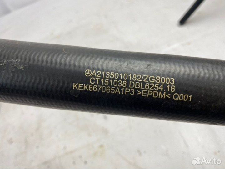 Патрубок системы охлаждения Mercedes E-Class W213