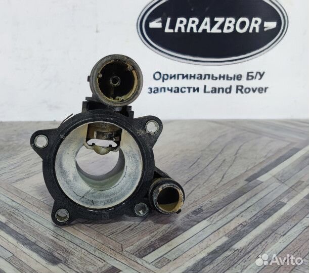 Крышка термостата Range Rover L320 L322 3.6
