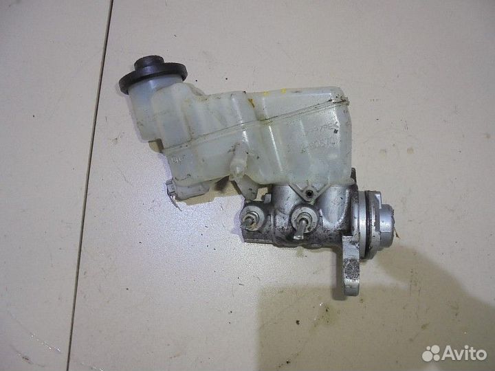 Главный тормозной цилиндр toyota NCP120