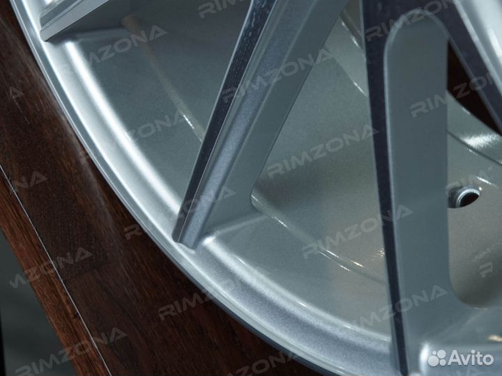 Литые диски Vossen R18 для Toyota. Арт1607