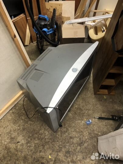 Телевизор philips 76 диагональ