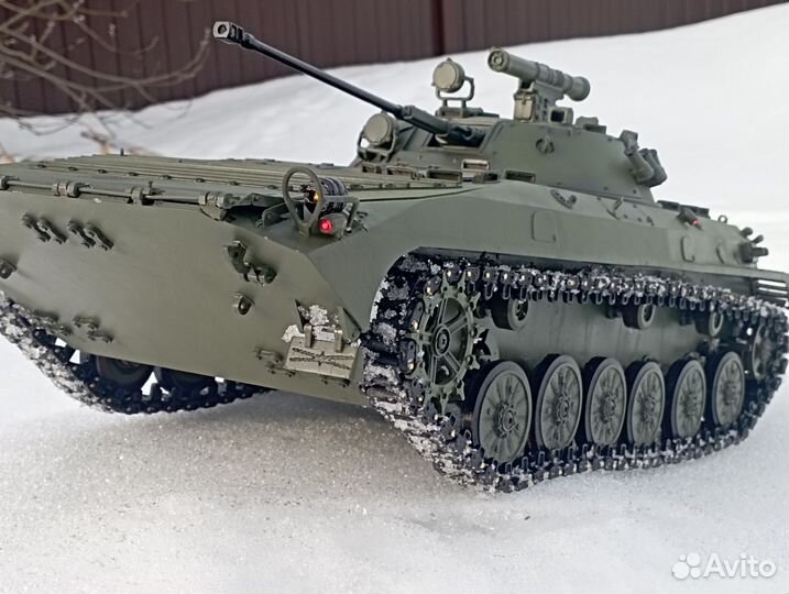 Радиоуправляемая модель бмп-2 масштаб 1/12
