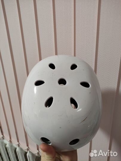 Шлем защитный для роликов