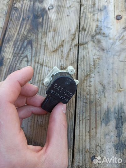 Дaтчик положения кузова Toyota Lexus