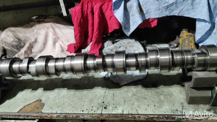 Распредвал DAF XF 105 1687747