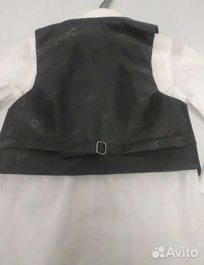 Костюм для мальчика новый