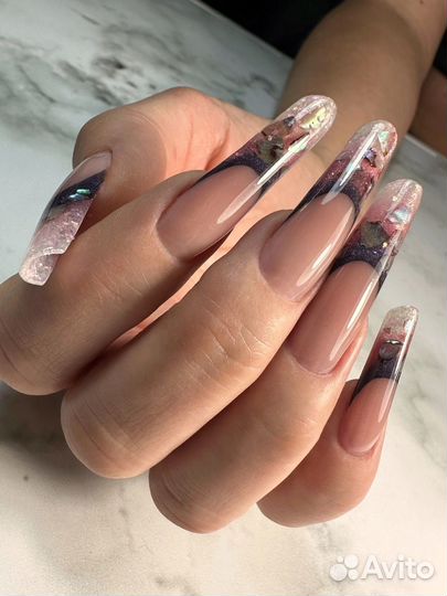 Наращивание ногтей