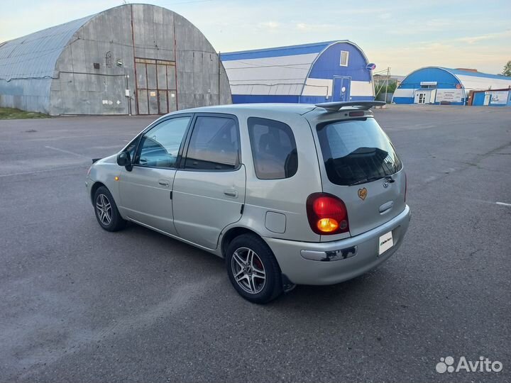 Toyota Corolla Spacio 1.6 AT, 1997, 217 000 км