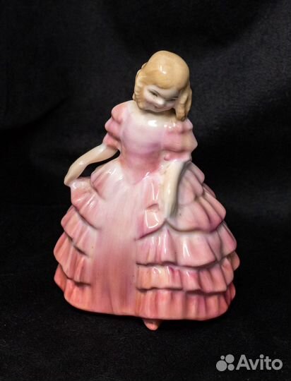Статуэтка R.Doulton ''Rose'', Англия, винтаж