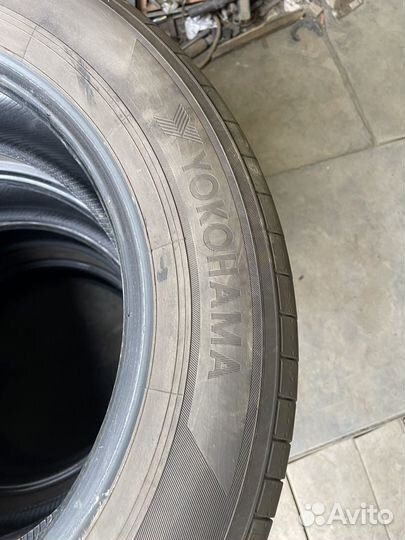 Yokohama BluEarth-XT AE61 225/60 R17 99V