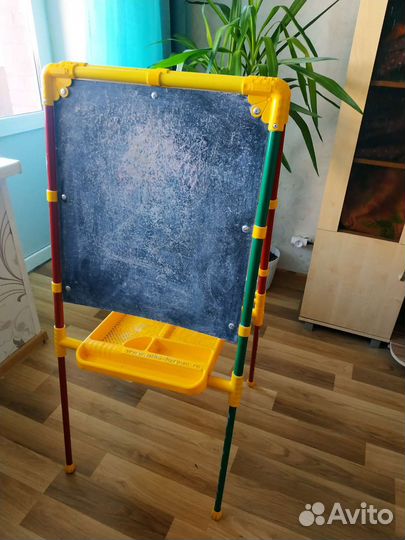 Мольберт детский двухсторонний