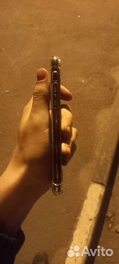 Мобильные телефоны