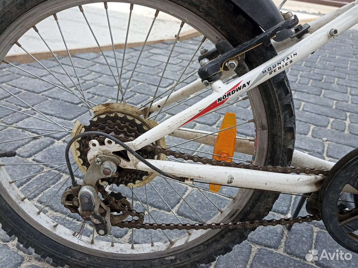 Велосипед 18