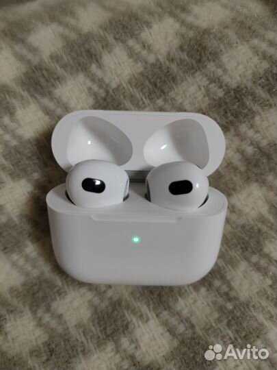 Беспроводные наушники новые