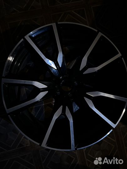 Диски на bmw х7 r22