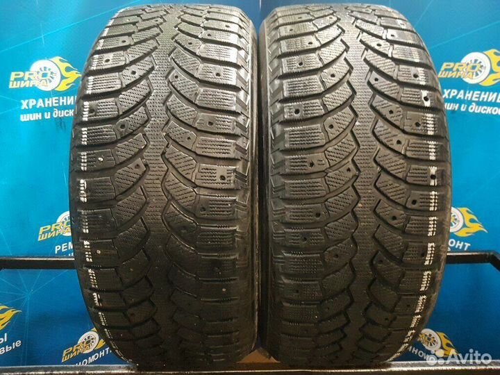 Bridgestone Blizzak Spike-01 215/55 R16