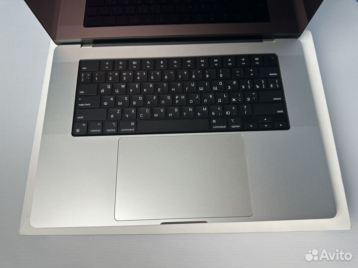 MacBook Pro 16 2023 M2 MAX/32/1Tb идеал, 165 цикл