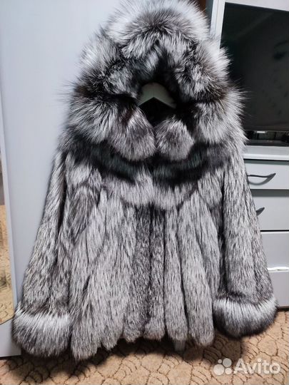 Шуба чернобурка