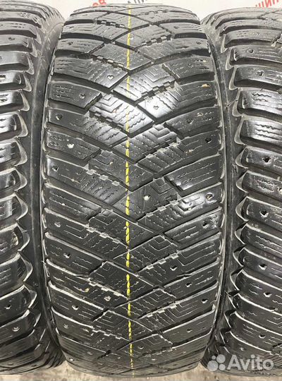 Goodyear Ultra Grip Ice Arctic 2 215/65 R16 97Q