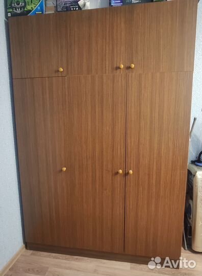 Шкаф для одежды бу