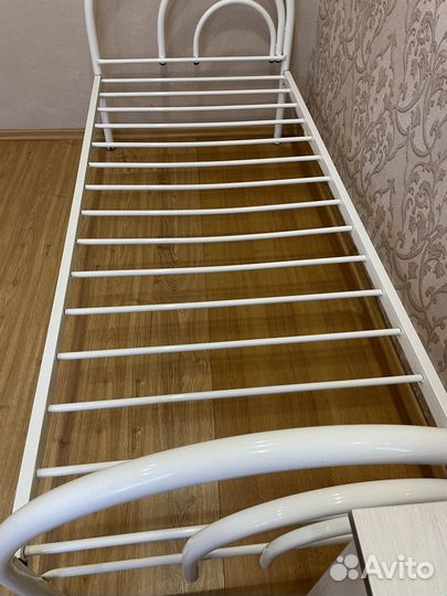 Кровать металлическая односпальная бу