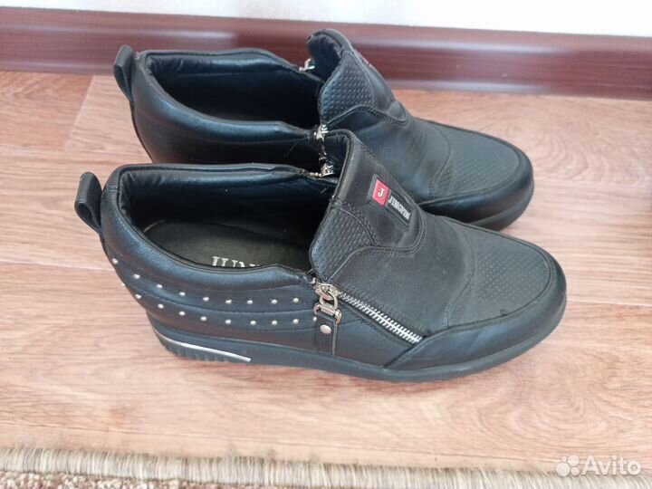 Туфли женские 38 размер черные