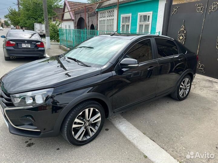 LADA Vesta Cross 1.6 МТ, 2019, 90 000 км