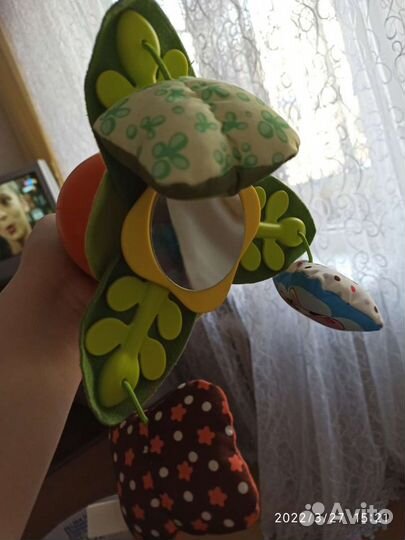 Музыкальная карусель на кроватку, коляску Chicco