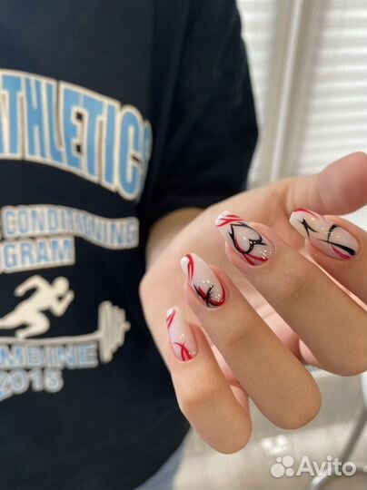 Маникюр/ Педикюр/ Наращивание ногтей