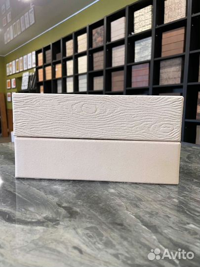 Кирпич лицевой слоновая кость рустик жкз