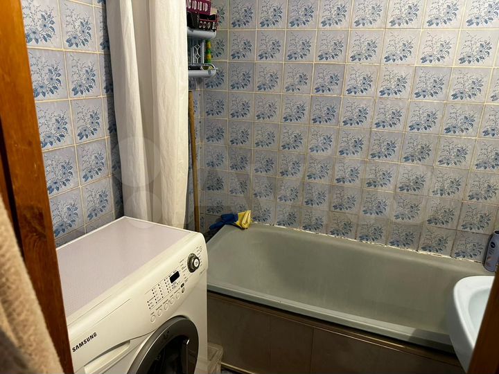 2-к. квартира, 55 м², 4/10 эт.
