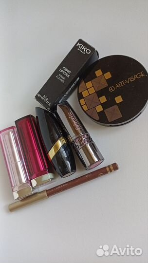 Пуховка/ спонж для макияжа