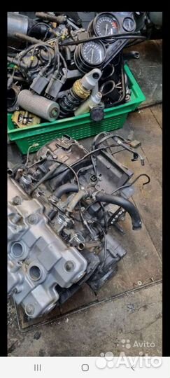 Двигатель на cb 400 vtec 2000г