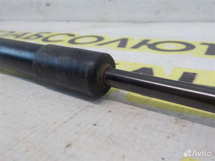 Амортизатор двери багажника Chevrolet Lacetti 200