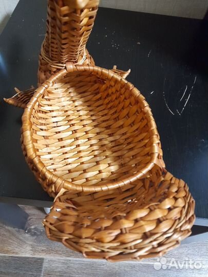 Лебедь из лозы