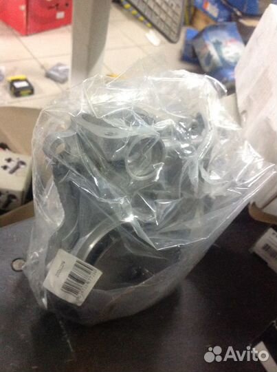 Водяная помпа на Mazda 626