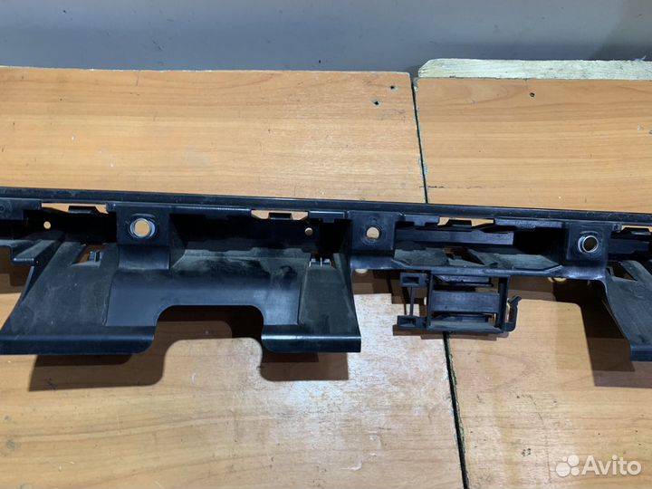 Кронштейн заднего бампера ср.часть Bmw e91