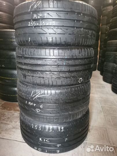 Bridgestone Potenza S001 255/35 R19 96Y