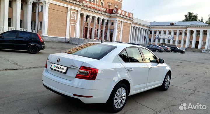 Skoda Octavia 1.6 AT, 2019, 29 000 км