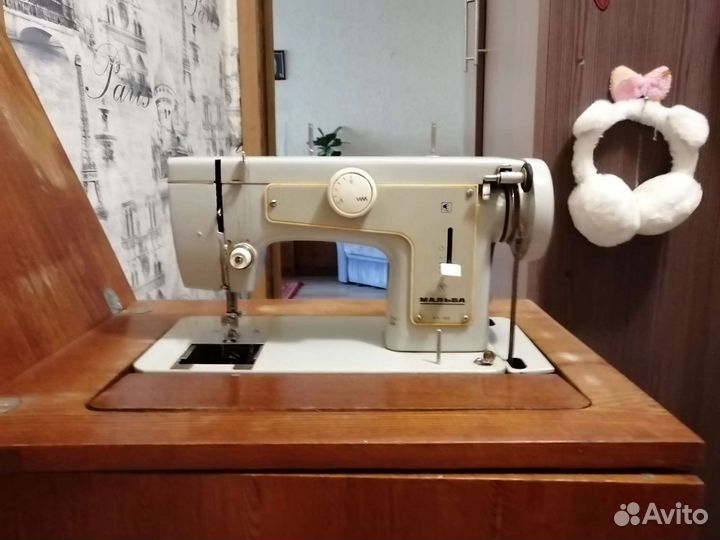 Машина швейная