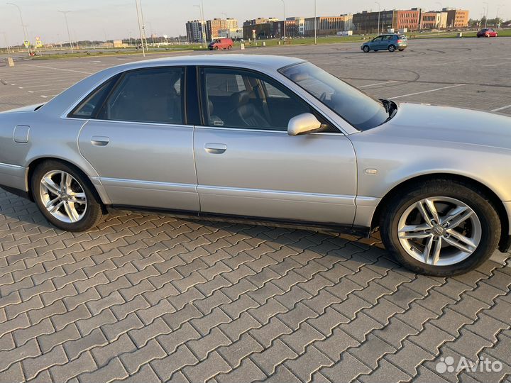 Audi A8 2.5 AT, 1997, 365 000 км